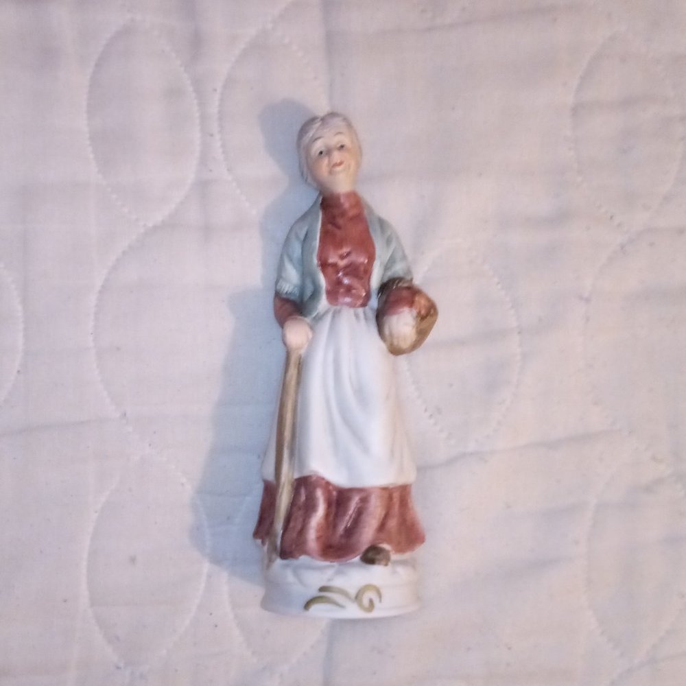 Antique Grandma Decoration